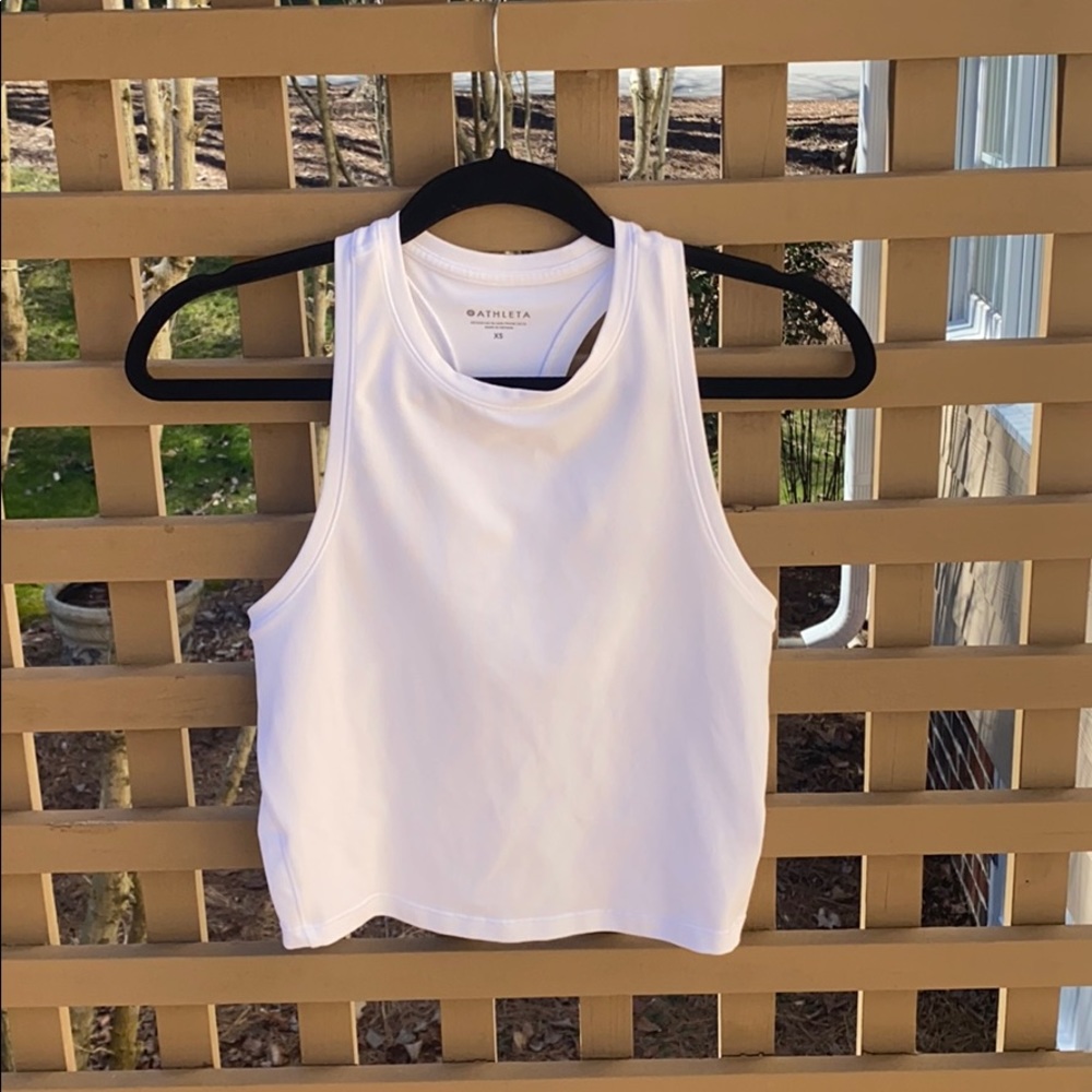 Athleta Shanti Crop Top